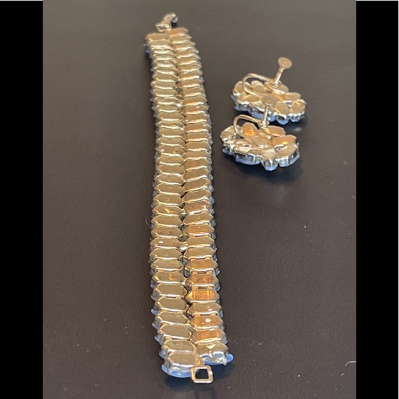 Blue Glass Opaline Demi Parure Bracelet & Earrings 😍 SET … oh, the COLOR 🤩 - Picture 9 of 17